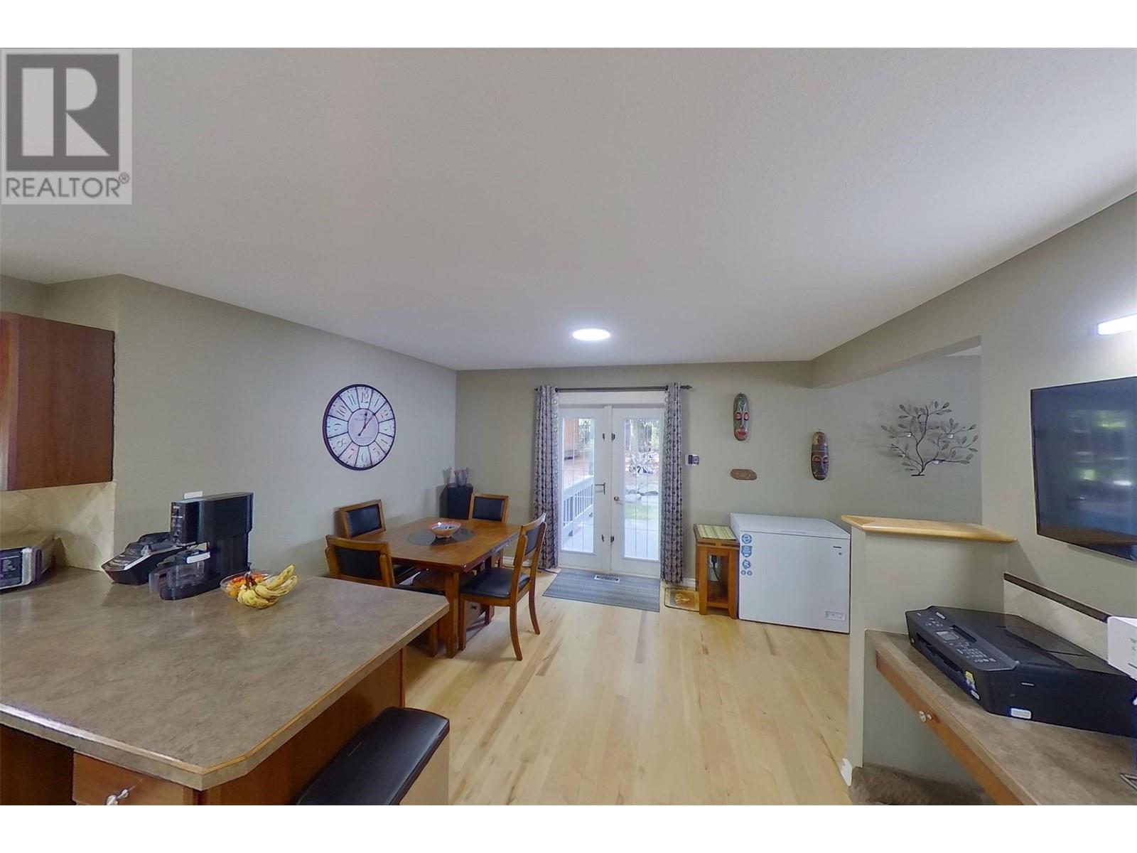 Property at 602 Lakeview Arrow Creek Road E image 1