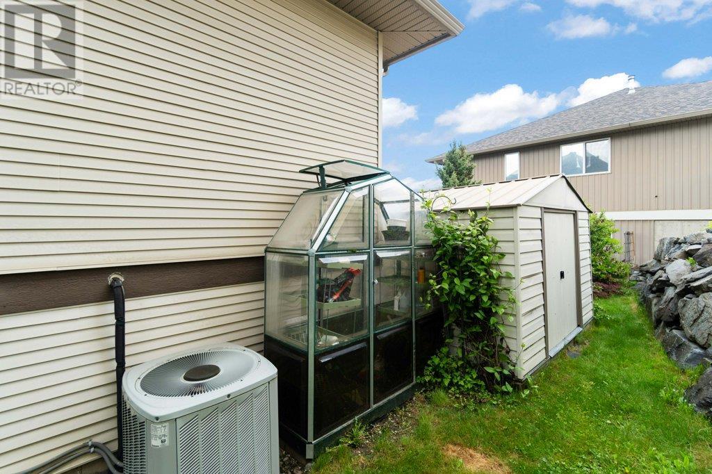 1181 Old Auto Road Se, Salmon Arm, British Columbia  V1E 2P5 - Photo 74 - 10348362