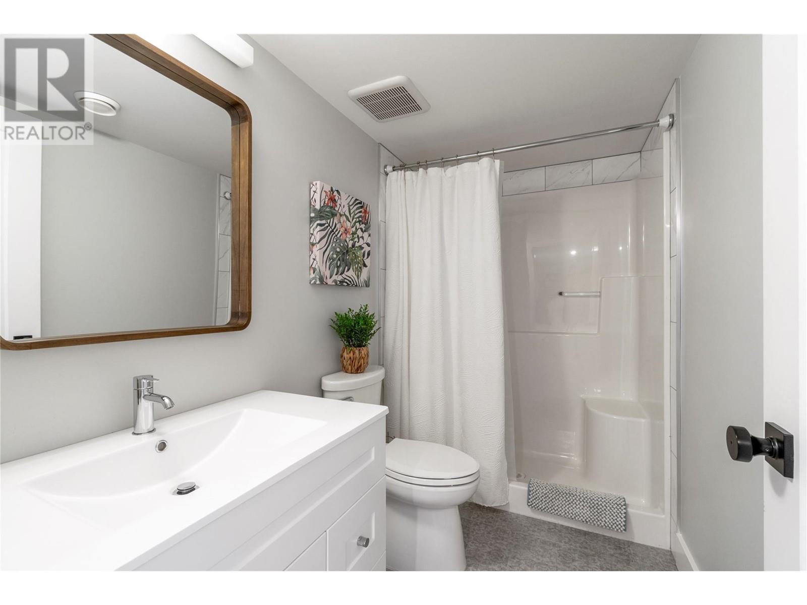 1811 22 Street Ne, Salmon Arm, British Columbia  V1E 3M9 - Photo 47 - 10348187