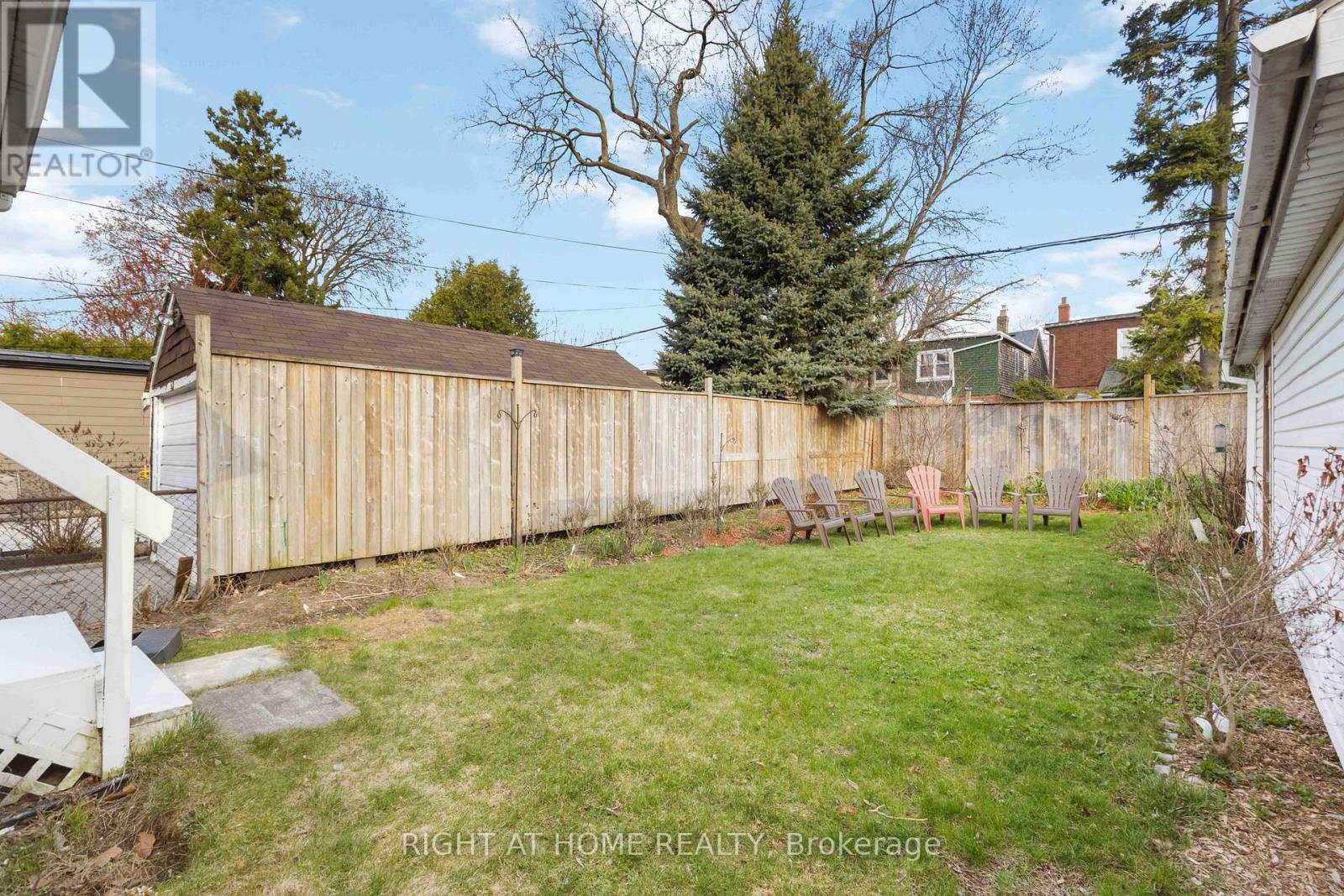 306 Strathmore Boulevard, Toronto, Ontario  M4J 1P8 - Photo 42 - E12156222