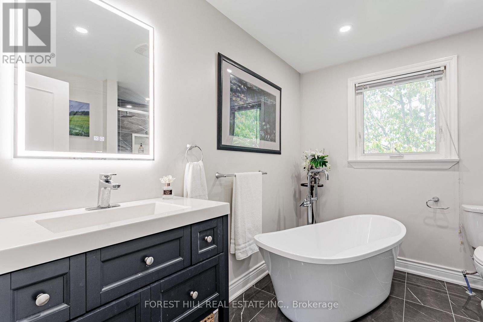 6 Centurion Court, Toronto, Ontario  M2K 2N4 - Photo 13 - C12156007