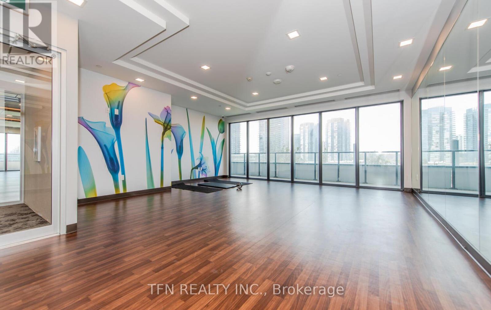 2213 - 30 Shore Breeze Drive, Toronto, Ontario  M8V 0J1 - Photo 14 - W12150632