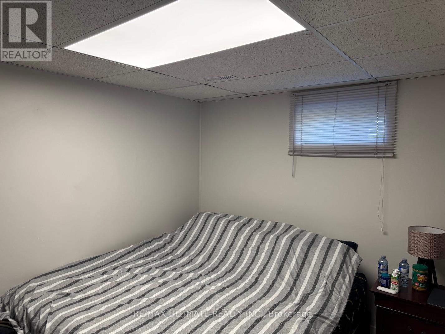 41 Clarion Road, Toronto, Ontario  M9R 3Y4 - Photo 17 - W12155305