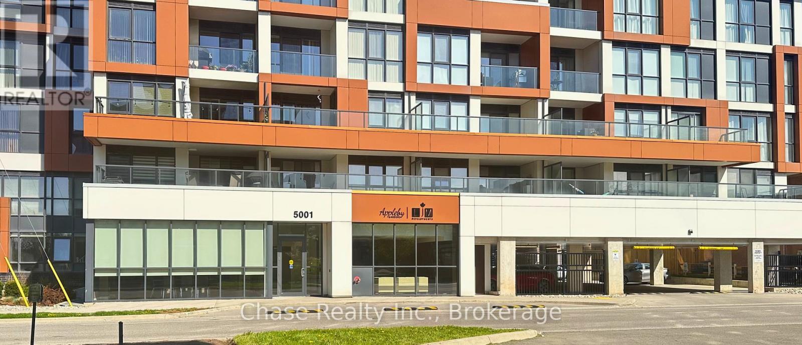 507 - 5001 Corporate Drive, Burlington, Ontario  L7L 0H5 - Photo 1 - W12139474