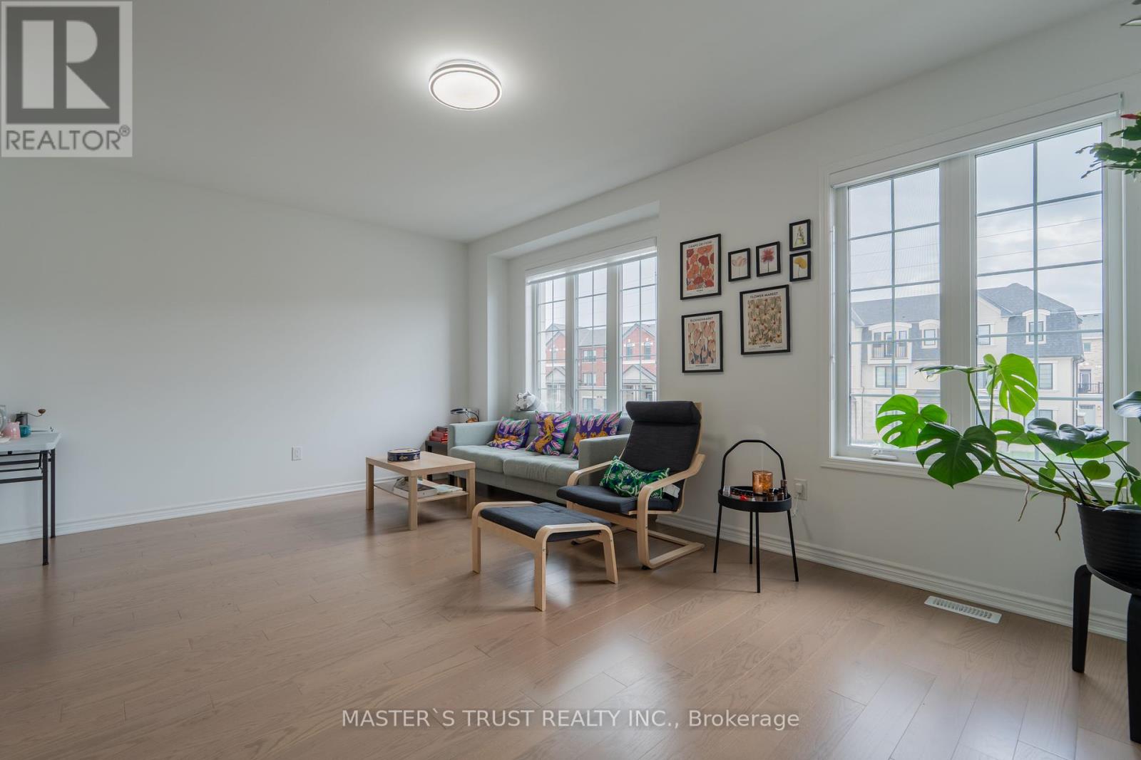 1369 William Halton Parkway, Oakville, Ontario  L6M 5N9 - Photo 15 - W12156224