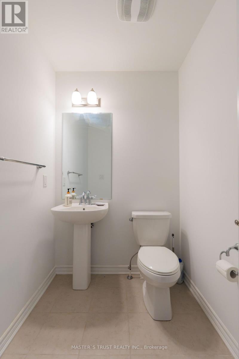 1369 William Halton Parkway, Oakville, Ontario  L6M 5N9 - Photo 21 - W12156224