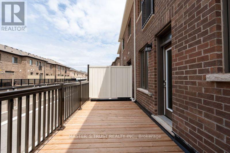 1369 William Halton Parkway, Oakville, Ontario  L6M 5N9 - Photo 22 - W12156224