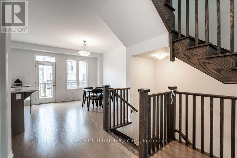1369 William Halton Parkway, Oakville, Ontario  L6M 5N9 - Photo 23 - W12156224