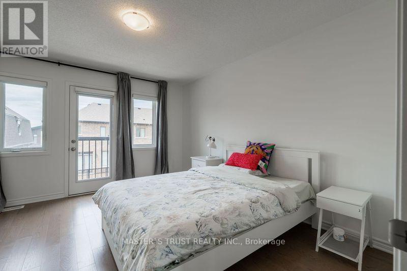 1369 William Halton Parkway, Oakville, Ontario  L6M 5N9 - Photo 25 - W12156224