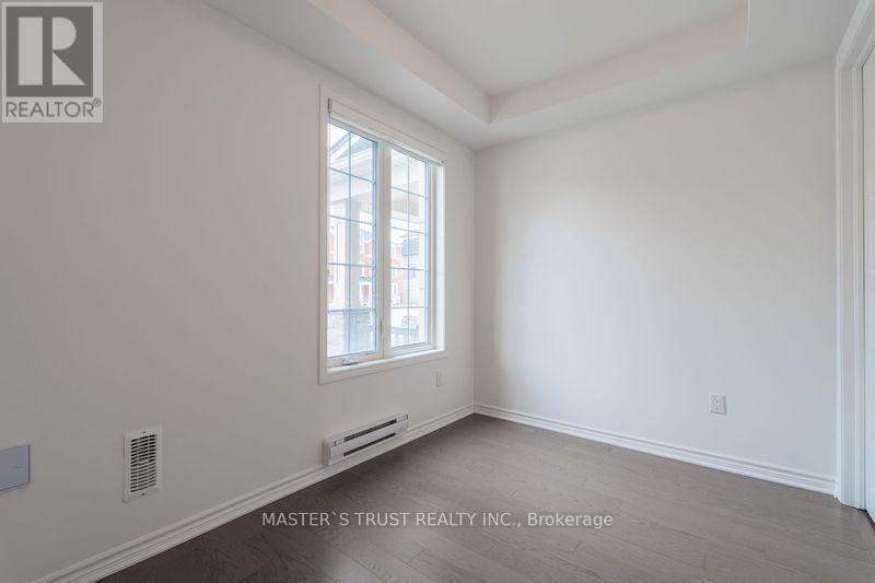 1369 William Halton Parkway, Oakville, Ontario  L6M 5N9 - Photo 5 - W12156224