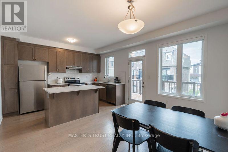 1369 William Halton Parkway, Oakville, Ontario  L6M 5N9 - Photo 8 - W12156224