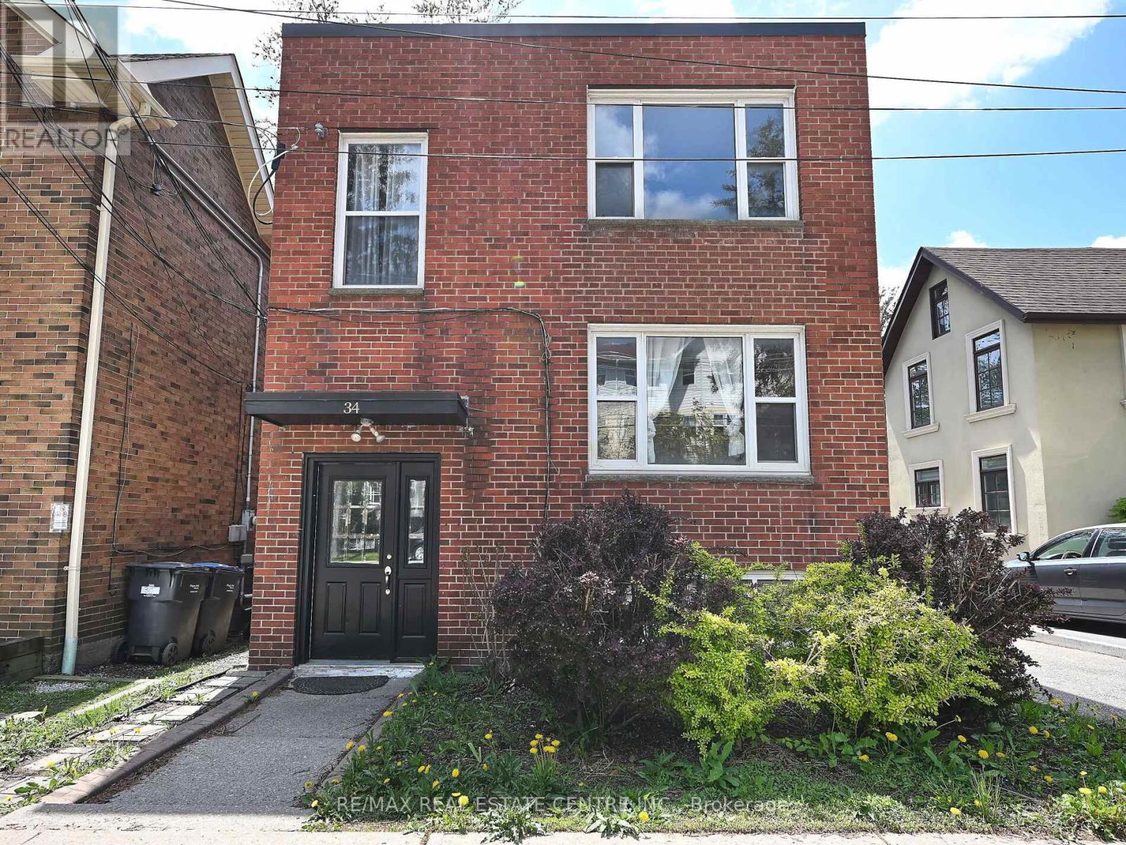 34 MISSISSAUGA ROAD N, Mississauga, Ontario