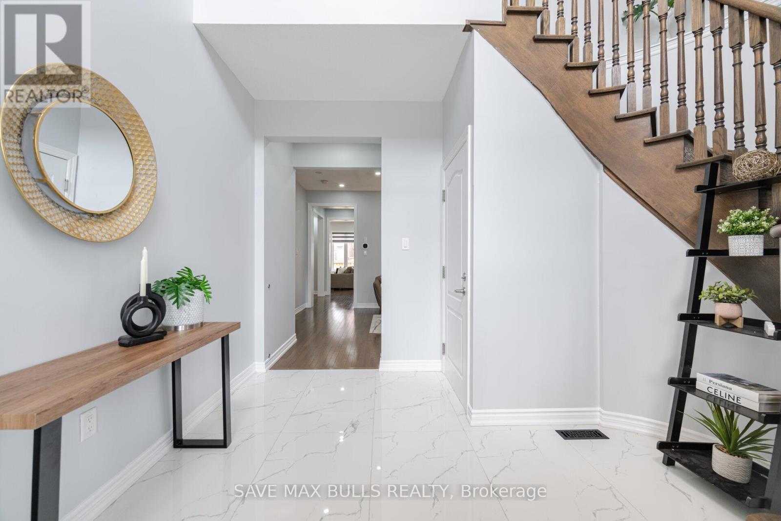 84 Haverstock Crescent, Brampton, Ontario  L7A 0G1 - Photo 7 - W12156243