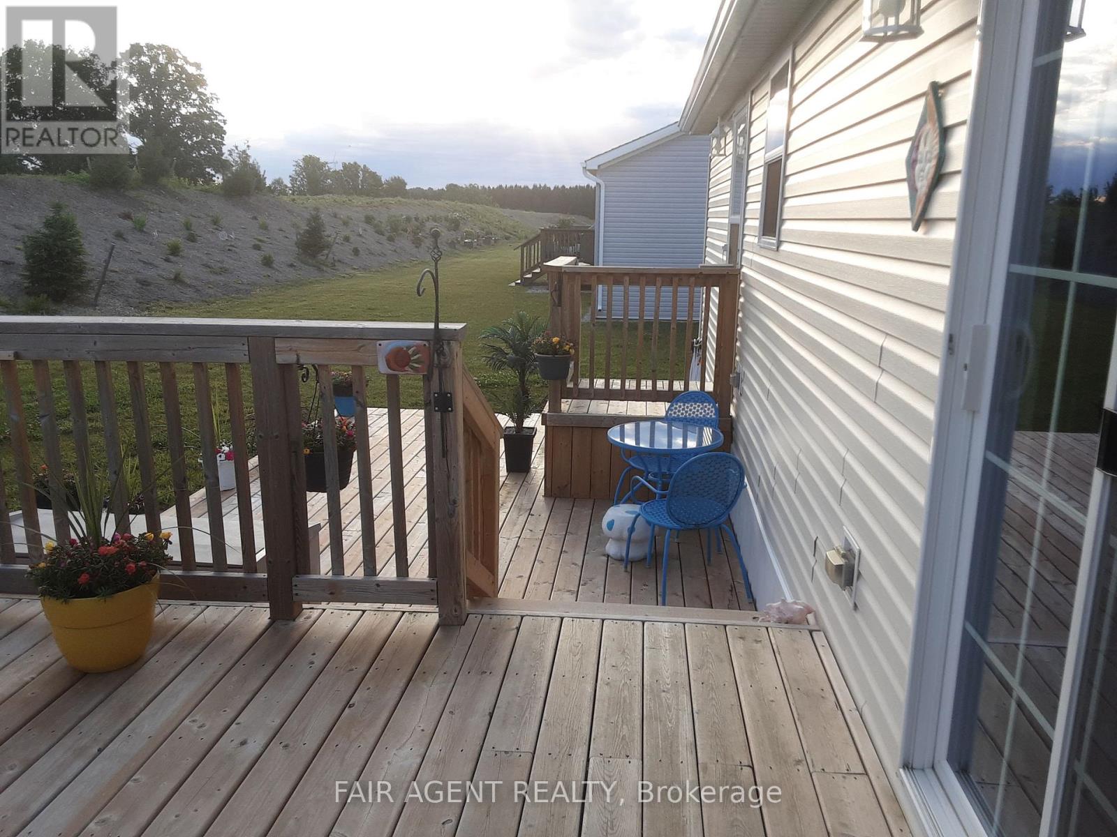 7 Forest Trail, Haldimand, Ontario  N0A 1L0 - Photo 34 - X12022770