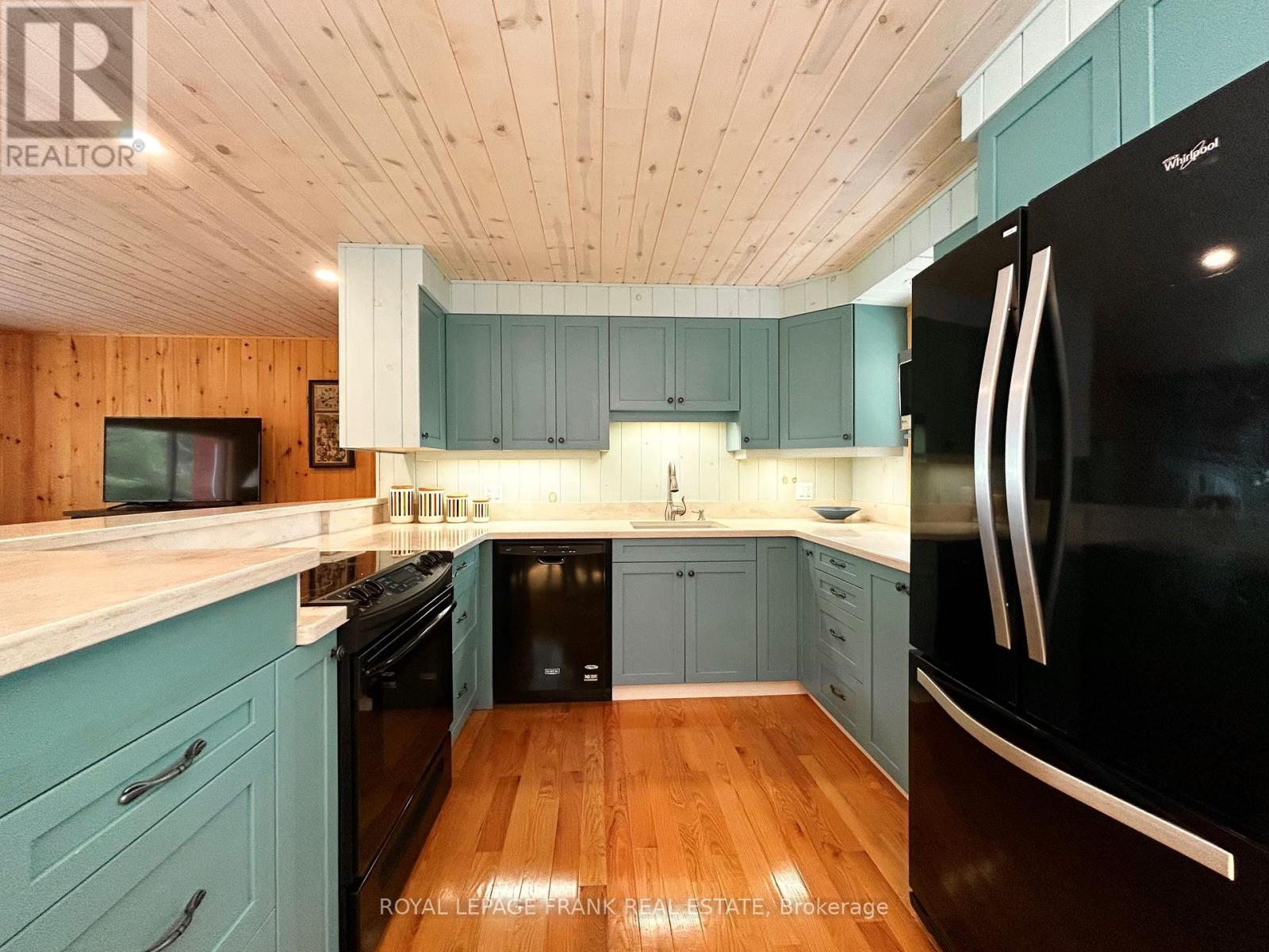 2295 Stony Lake Isl 17, North Kawartha, Ontario  K0L 2H0 - Photo 17 - X12156280