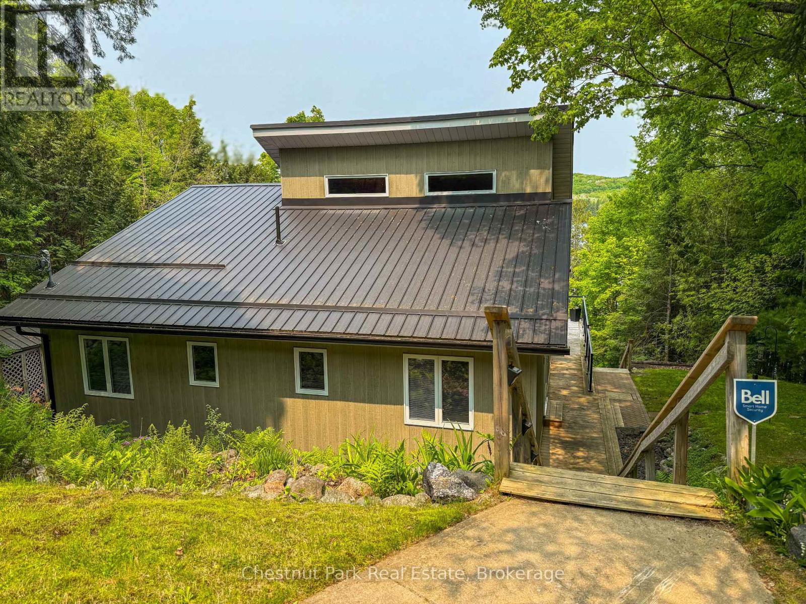 293 West Diamond Lake Road, Hastings Highlands (Herschel Ward), Ontario  K0L 2A0 - Photo 4 - X12154310