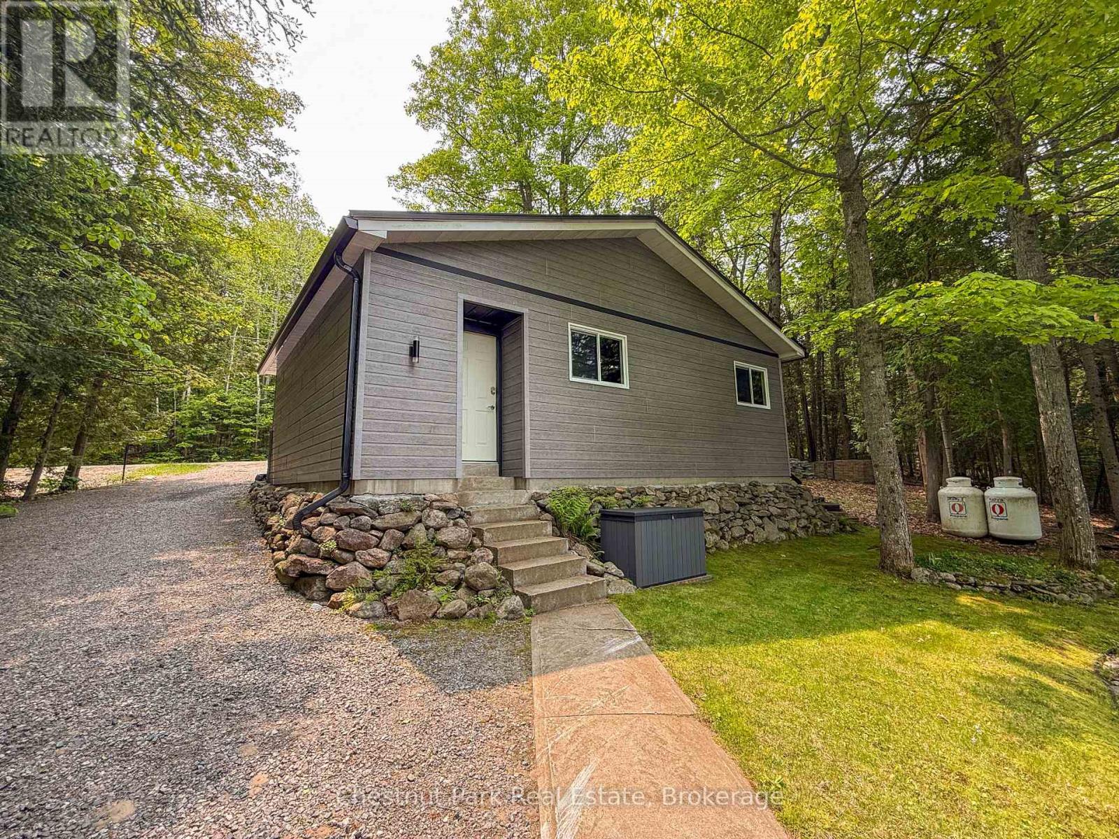 293 West Diamond Lake Road, Hastings Highlands (Herschel Ward), Ontario  K0L 2A0 - Photo 6 - X12154310