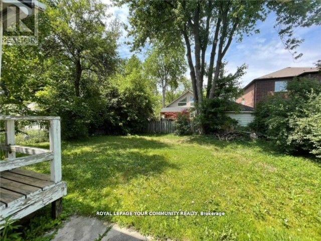 56 Sylvan Crescent, Richmond Hill, Ontario  L4E 3A1 - Photo 2 - N12154351