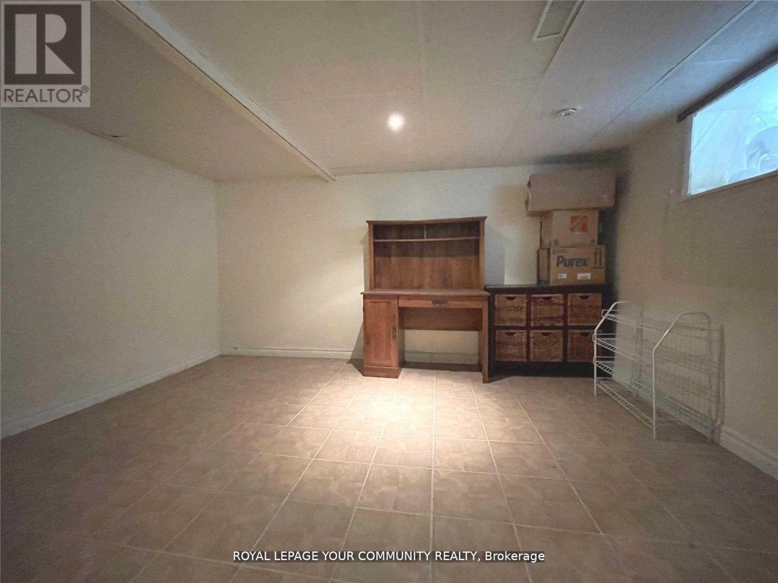 56 Sylvan Crescent, Richmond Hill, Ontario  L4E 3A1 - Photo 15 - N12154351