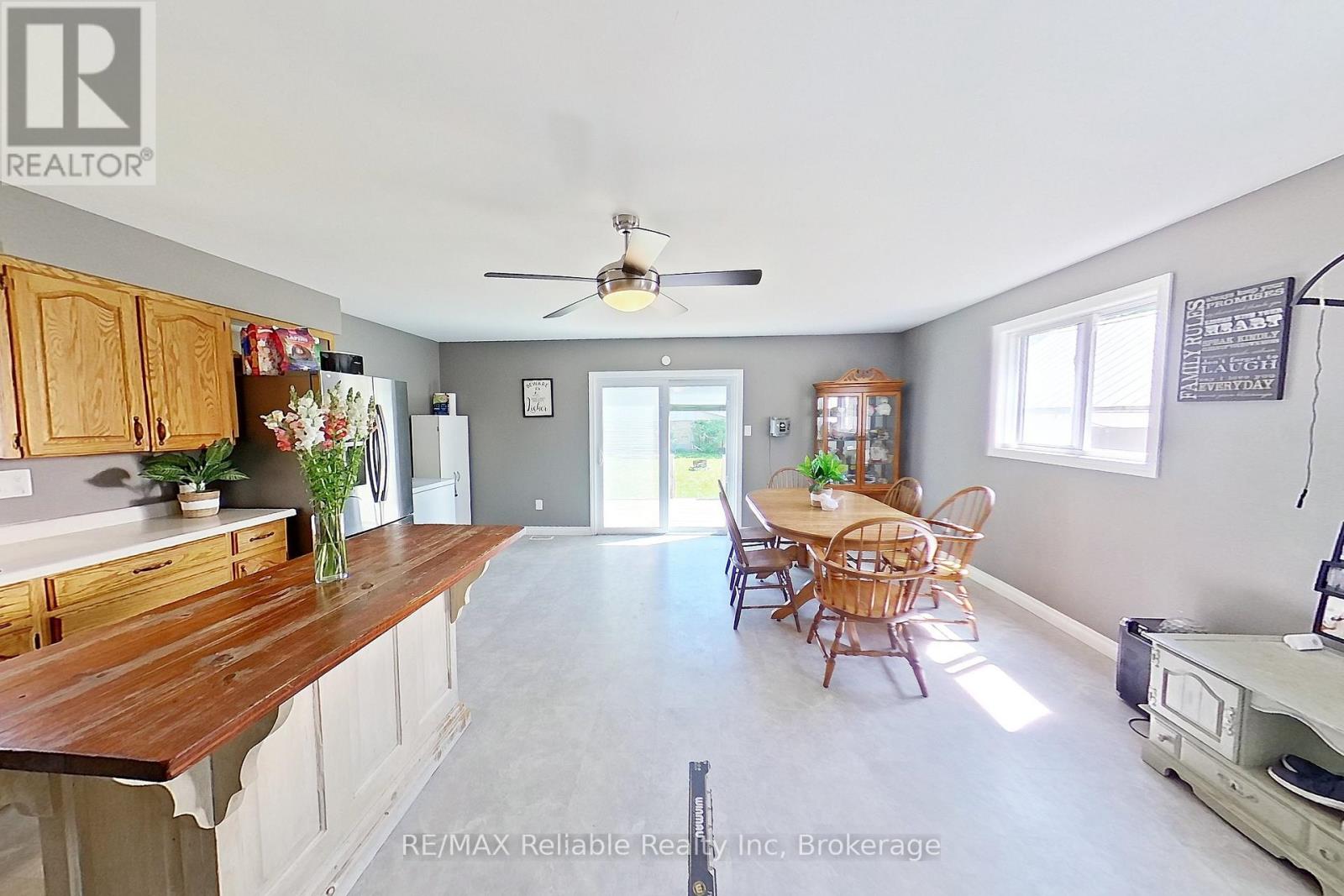 15 Mary Street, Bluewater (Zurich), Ontario  N0M 2T0 - Photo 22 - X12156281