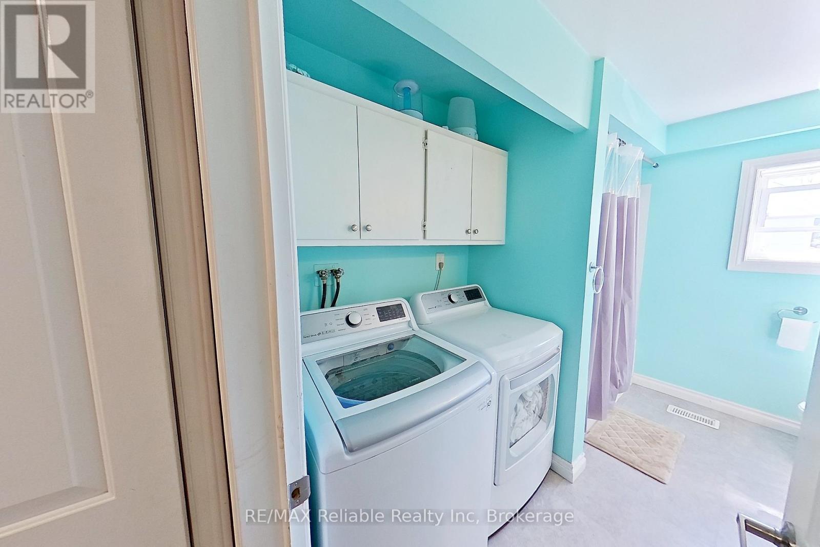 15 Mary Street, Bluewater (Zurich), Ontario  N0M 2T0 - Photo 33 - X12156281