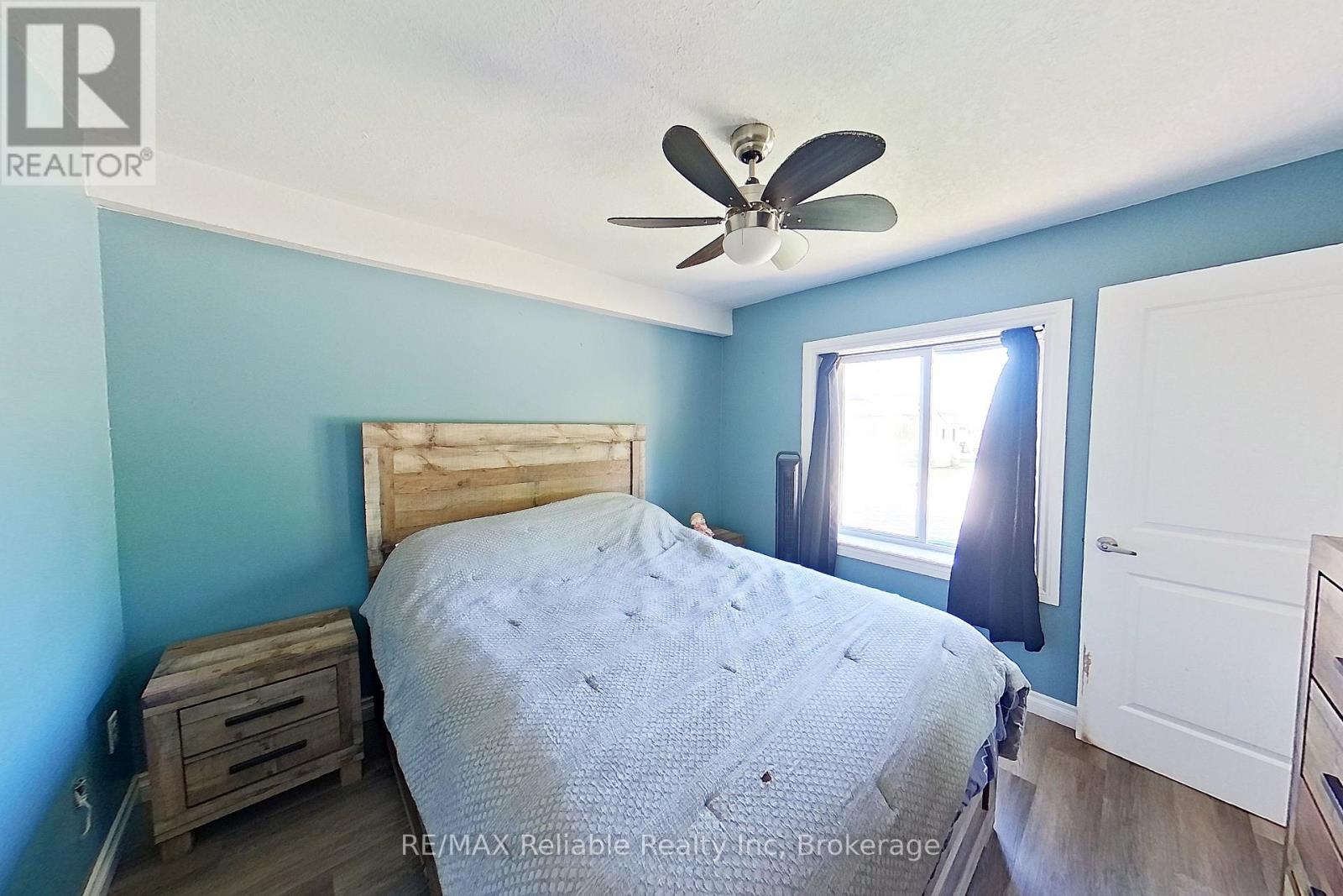 15 Mary Street, Bluewater (Zurich), Ontario  N0M 2T0 - Photo 35 - X12156281