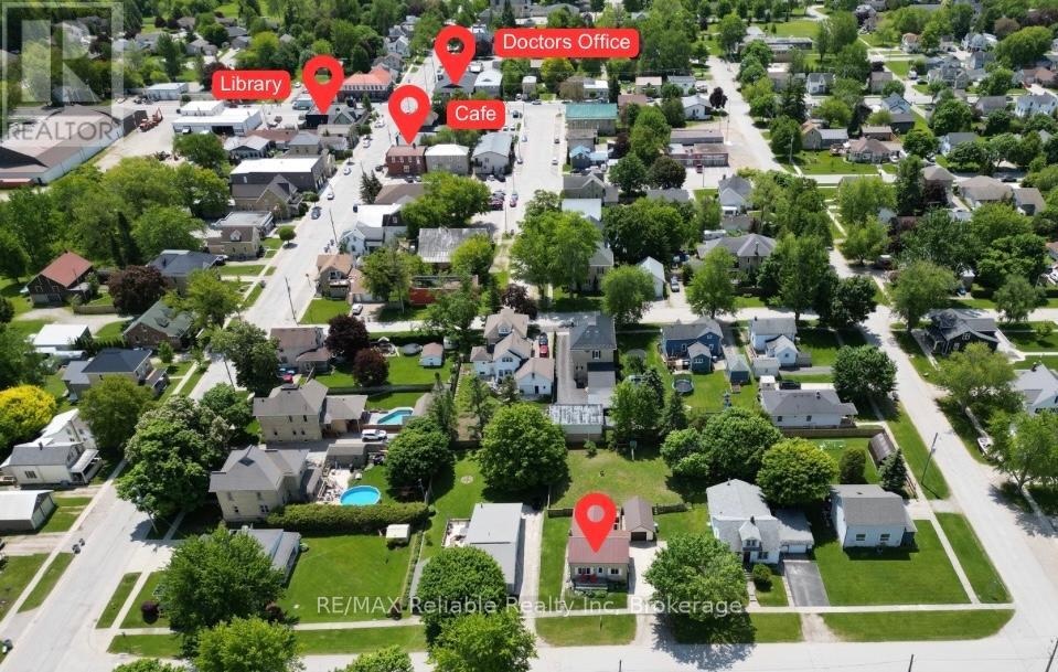 15 Mary Street, Bluewater (Zurich), Ontario  N0M 2T0 - Photo 6 - X12156281