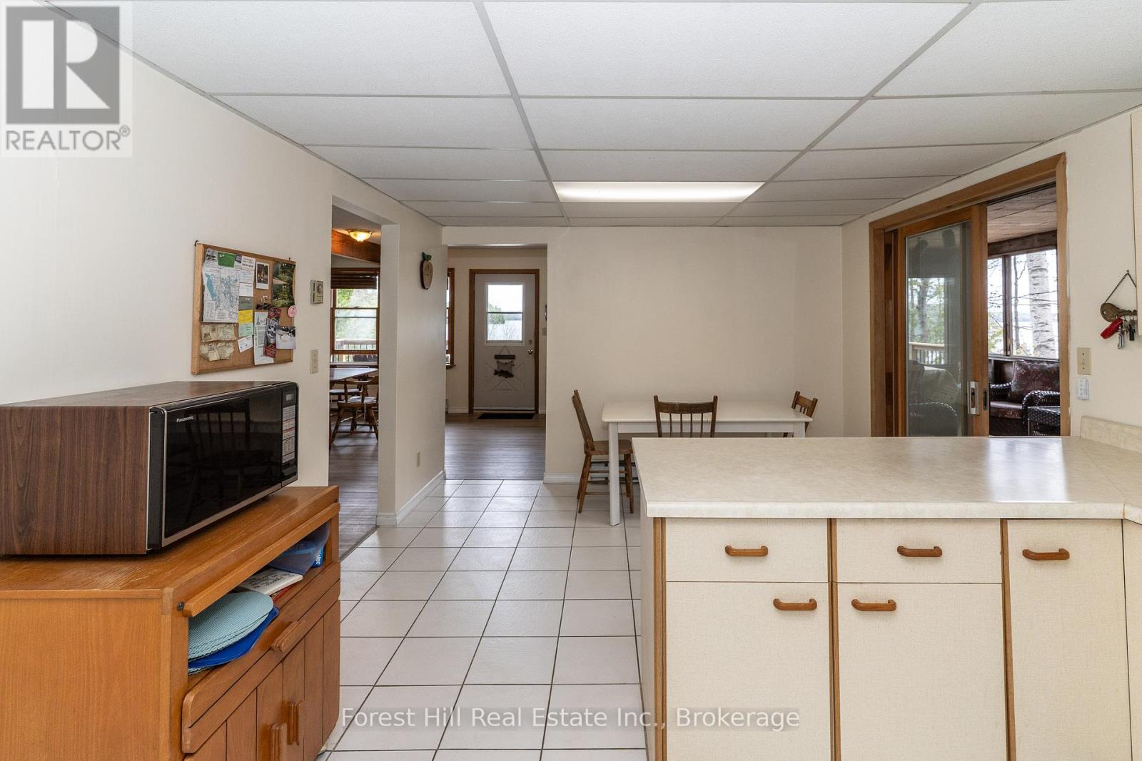 1255 Skeleton Lake 2 Road, Muskoka Lakes, Ontario  P0G 1G0 - Photo 11 - X12156286