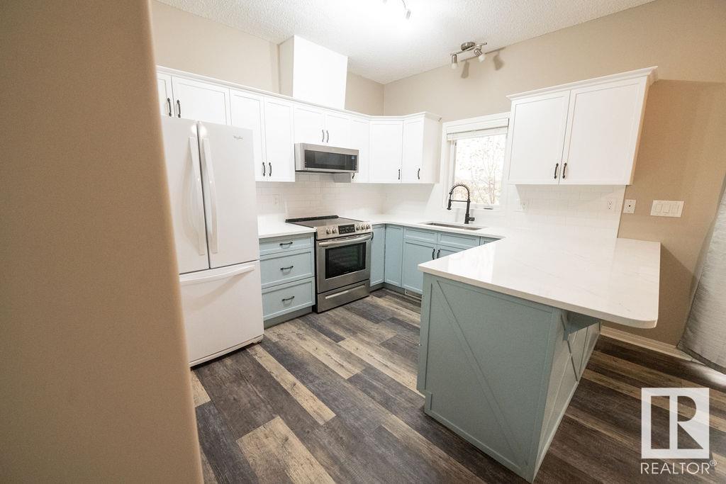 Property at #46 5102 30 AV image 3