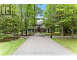 5 CARLISLE CIRCLE, Ottawa, Ontario