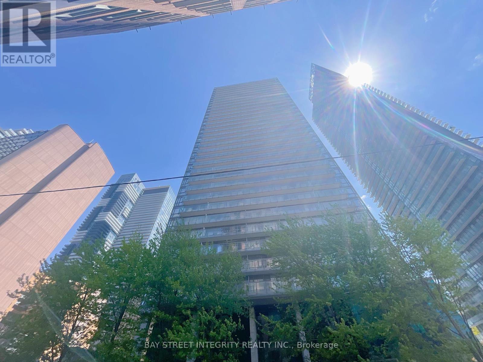 1710 - 37 GROSVENOR STREET, Toronto, Ontario