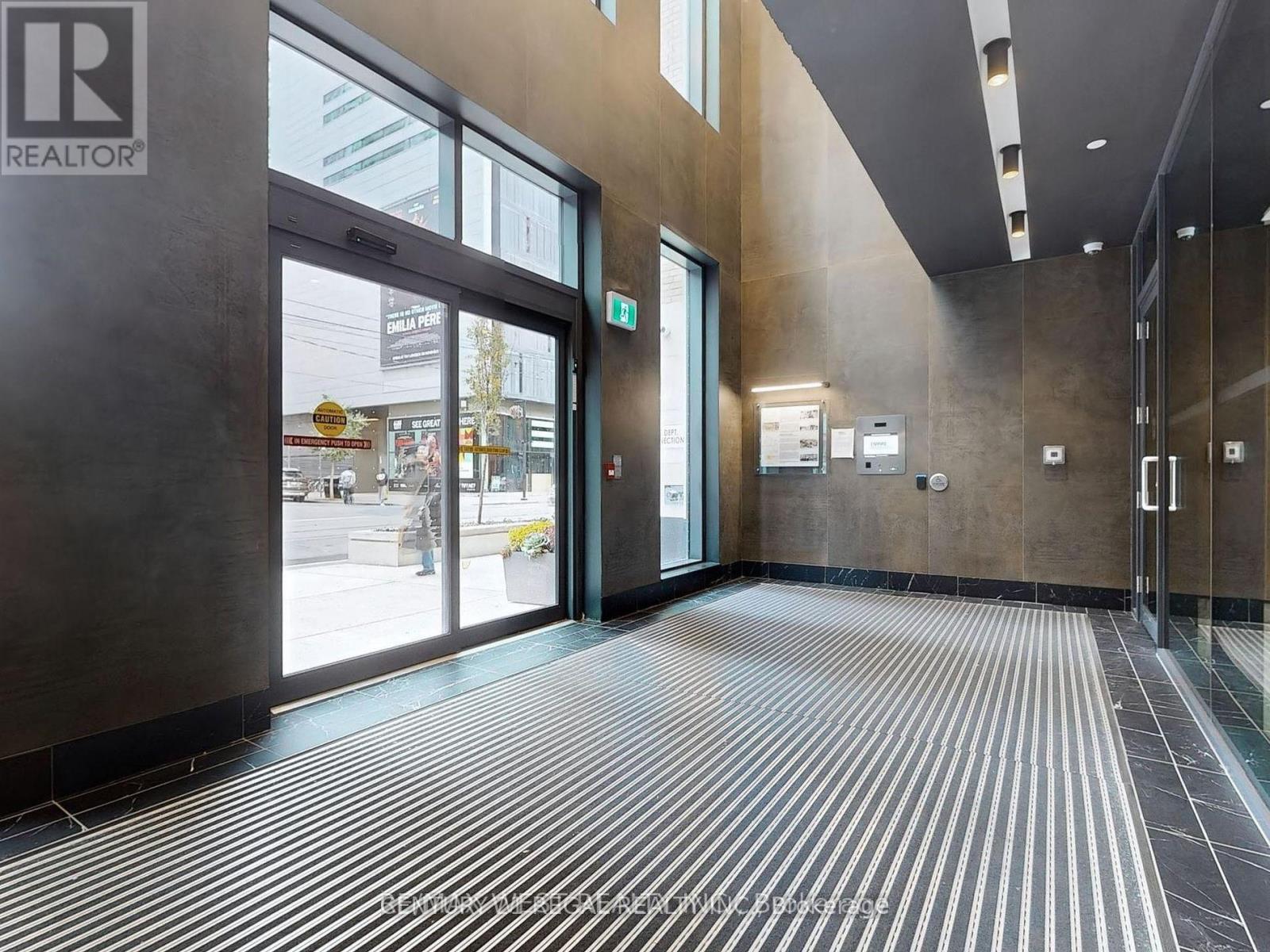 3803 - 327 King Street W, Toronto, Ontario  M5V 0W7 - Photo 11 - C12156279