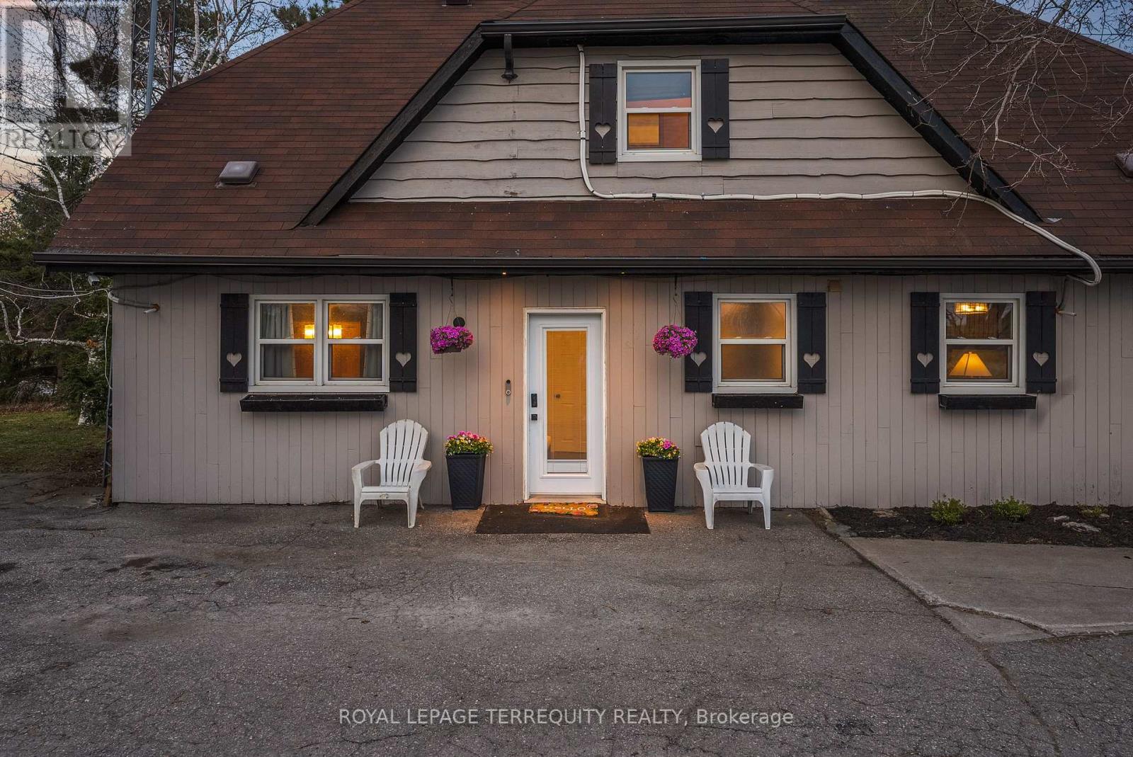 2352 Concession Rd 8, Clarington, Ontario  L1C 5X3 - Photo 4 - E12156266