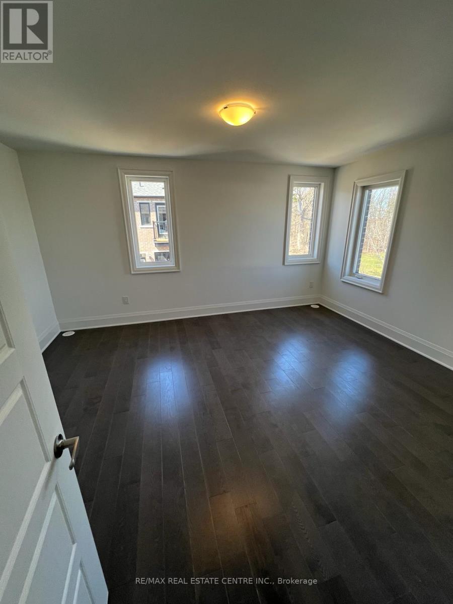 4021 Saida Street, Mississauga, Ontario  L5M 0R5 - Photo 23 - W12155591
