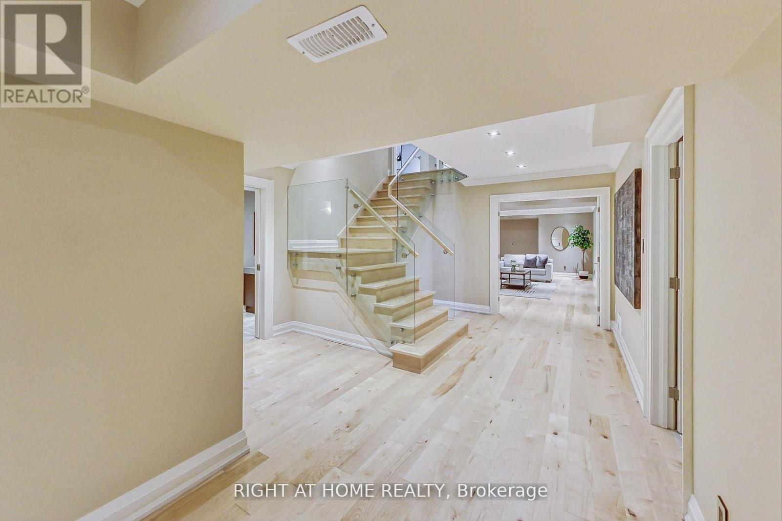 19 Cantex Court, Richmond Hill, Ontario  L4S 1B1 - Photo 27 - N12156301