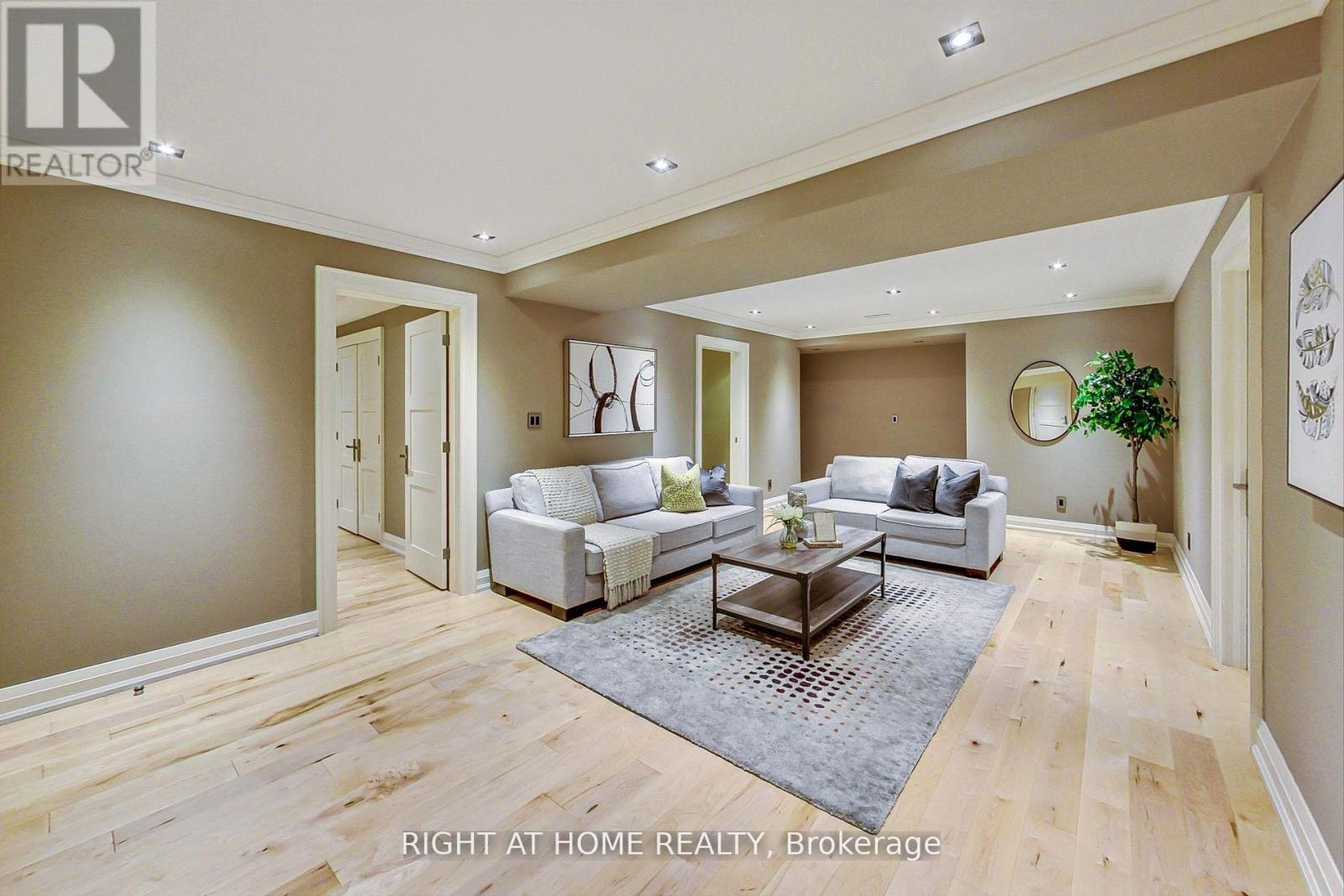 19 Cantex Court, Richmond Hill, Ontario  L4S 1B1 - Photo 28 - N12156301