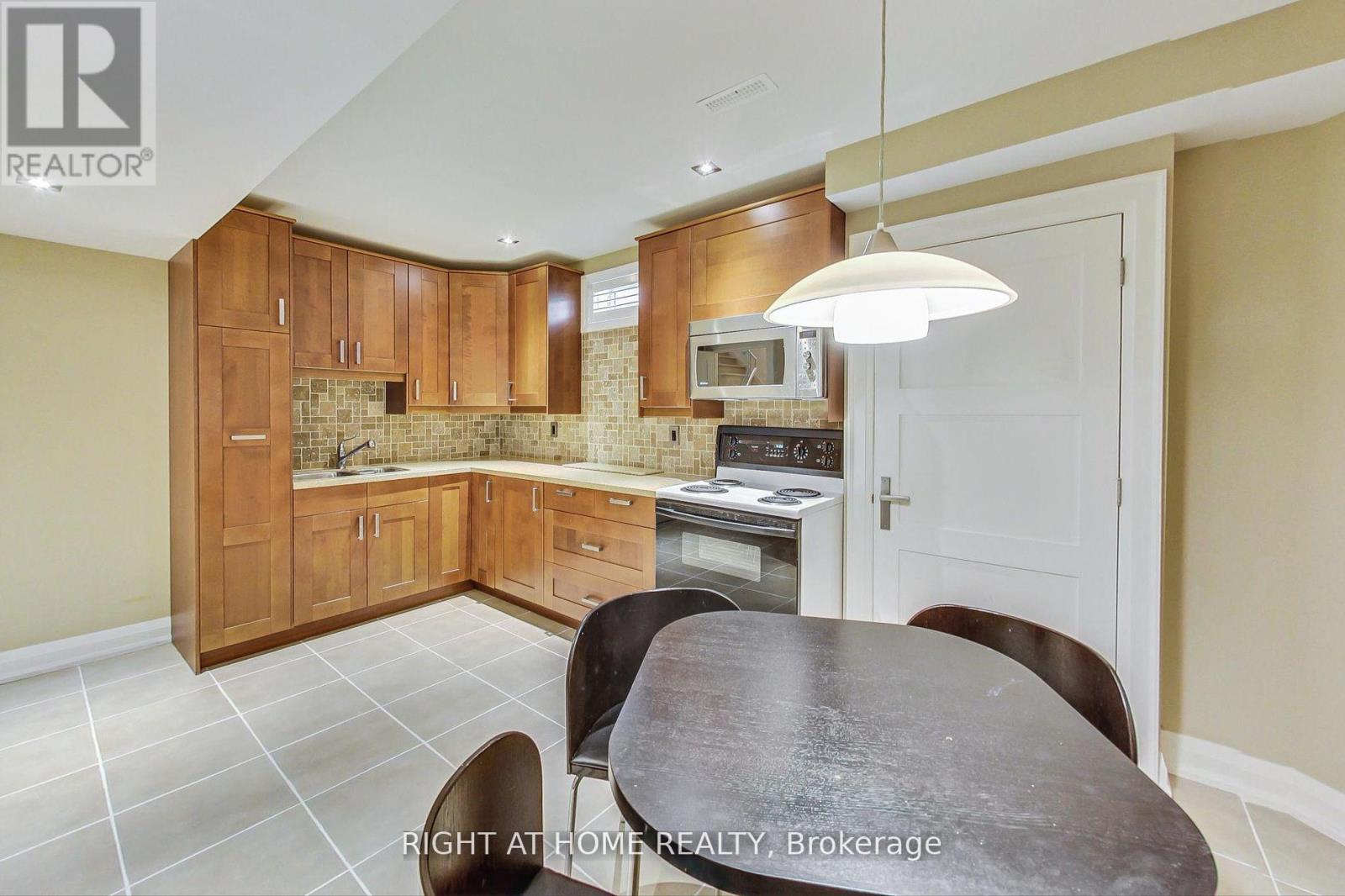 19 Cantex Court, Richmond Hill, Ontario  L4S 1B1 - Photo 31 - N12156301