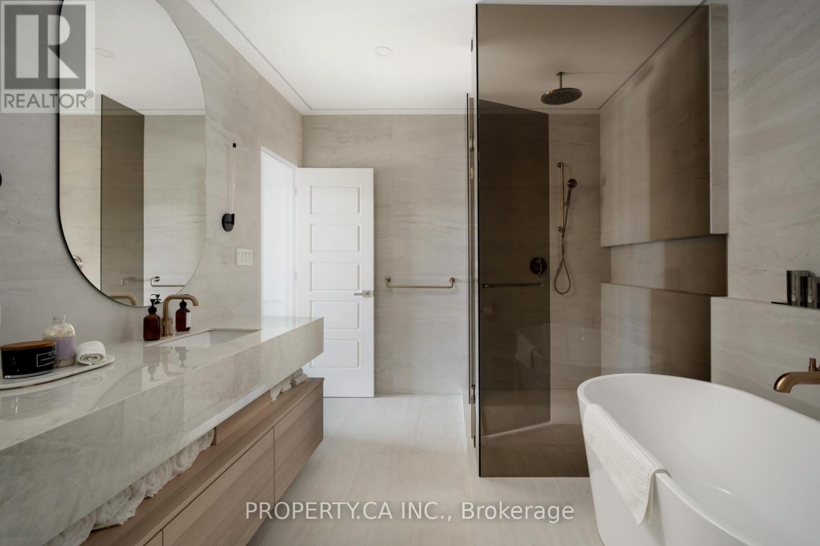 3651 Ferretti Court, Innisfil, Ontario  L9S 0N6 - Photo 27 - N12156302