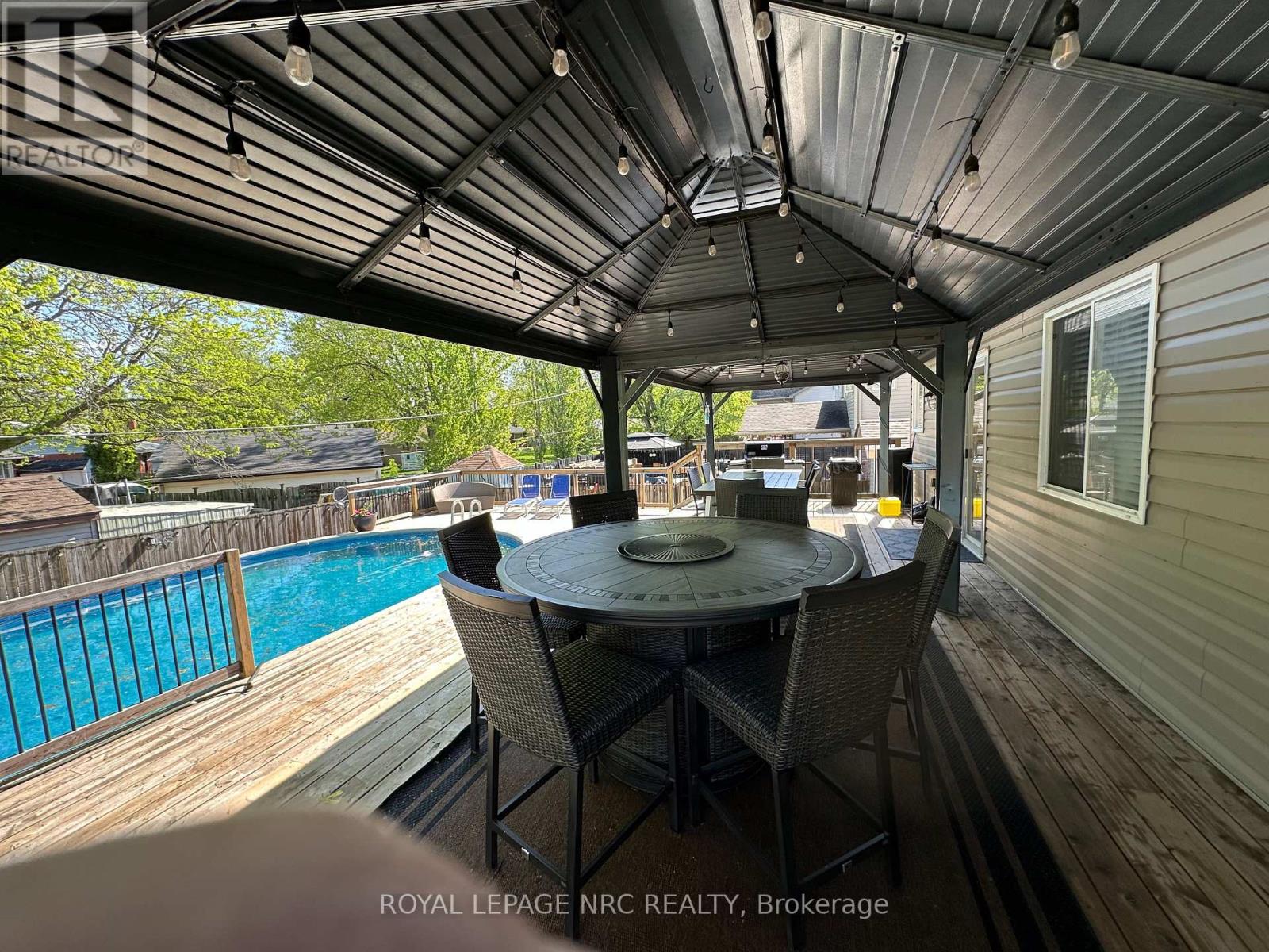 3923 Weinbrenner Road, Niagara Falls (Chippawa), Ontario  L2G 7Y1 - Photo 16 - X12148599