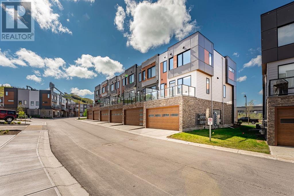 1827 Na'a Drive Sw, Calgary, Alberta  T3H 6C4 - Photo 5 - A2221691
