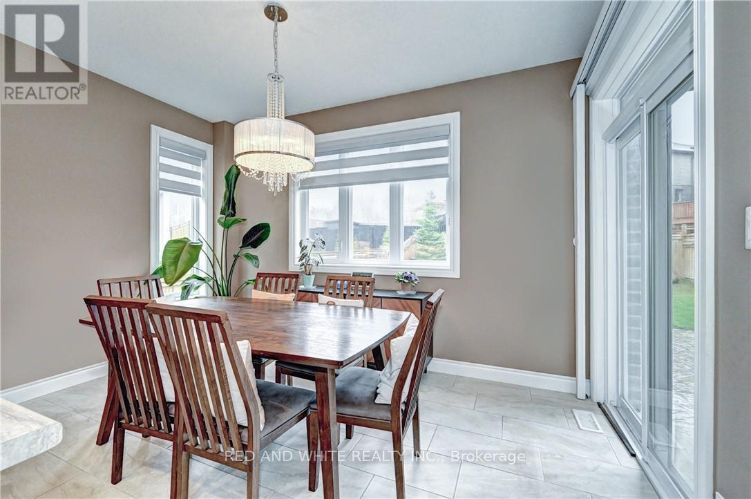 220 Ladyslipper Drive, Waterloo, Ontario  N2V 0E2 - Photo 13 - X12156274