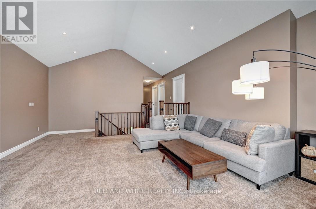 220 Ladyslipper Drive, Waterloo, Ontario  N2V 0E2 - Photo 17 - X12156274