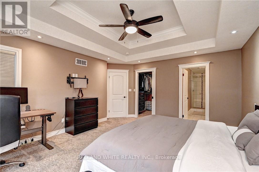 220 Ladyslipper Drive, Waterloo, Ontario  N2V 0E2 - Photo 27 - X12156274