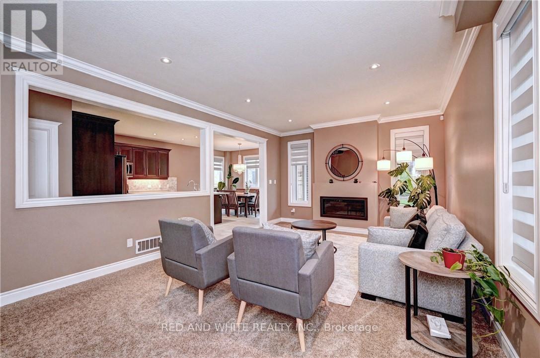 220 Ladyslipper Drive, Waterloo, Ontario  N2V 0E2 - Photo 6 - X12156274