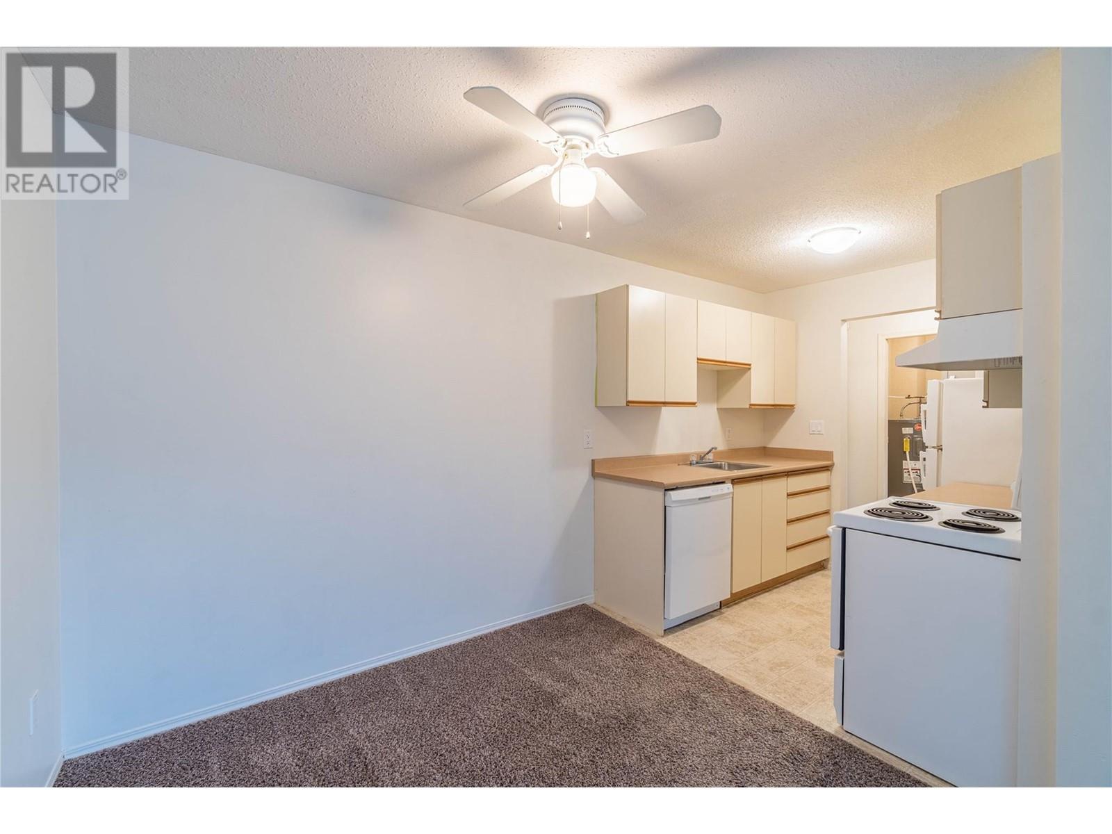 1760 BRUNNER Avenue Unit# 215, Kamloops, BC V2B3L7