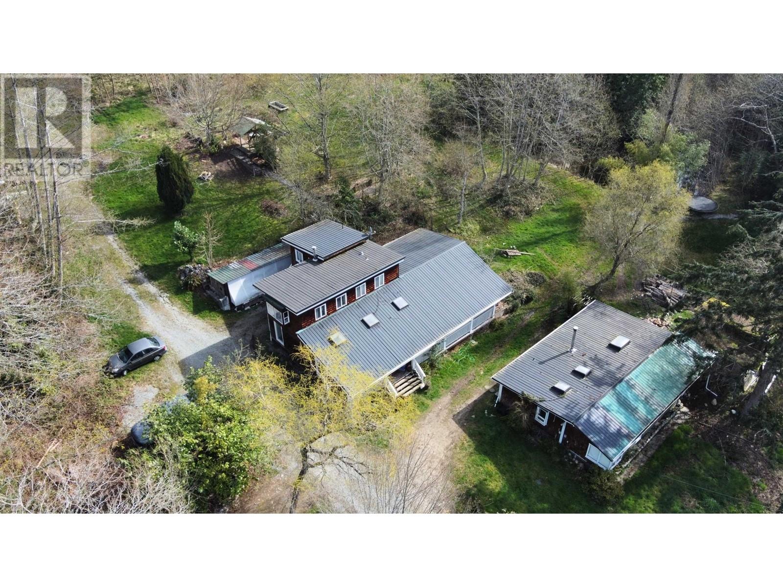 Property at 2470 SUNSHINE COAST HIGHWAY image 4