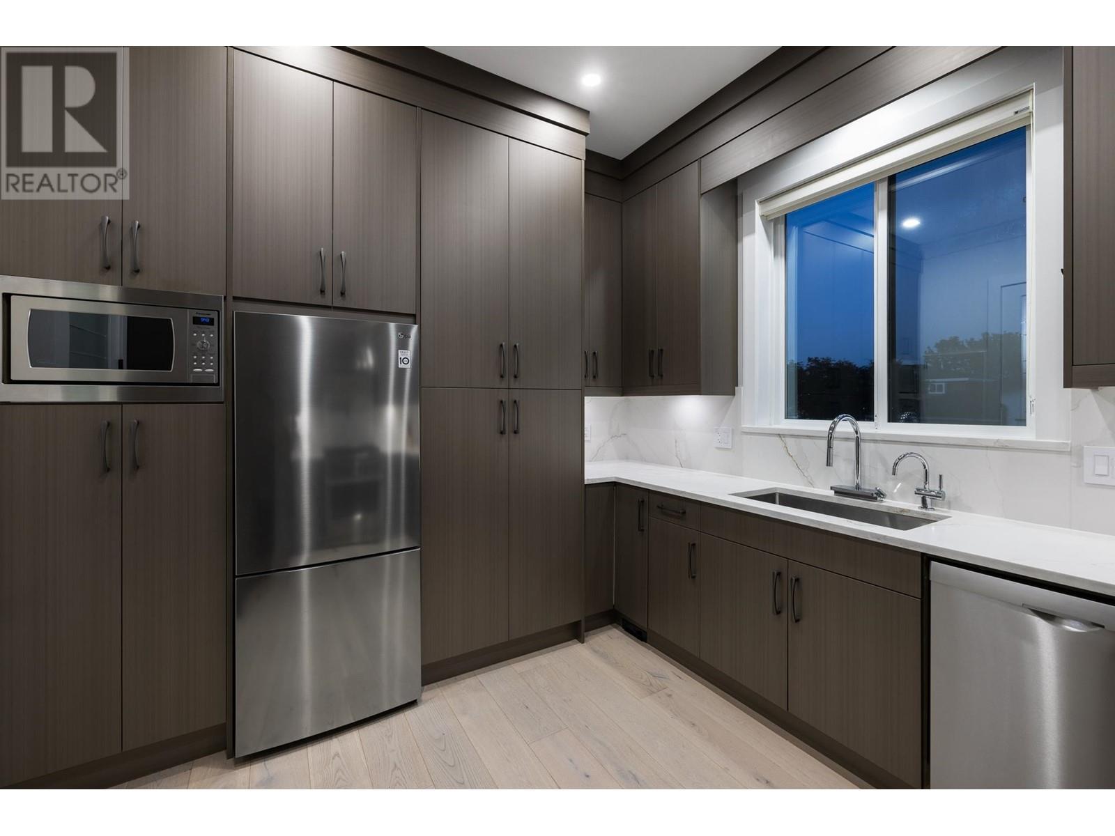 6210 Pearl Avenue, Burnaby, British Columbia  V5H 3P9 - Photo 15 - R3004020