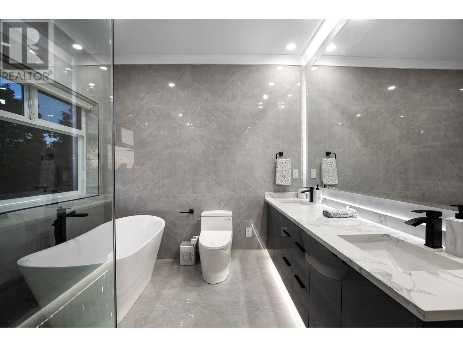 6210 Pearl Avenue, Burnaby, British Columbia  V5H 3P9 - Photo 26 - R3004020