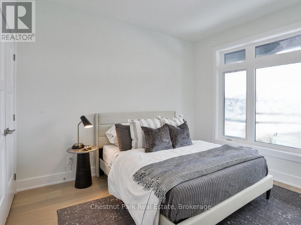 2 Black Spruce Street, Huntsville, Ontario  P1H 1M3 - Photo 12 - X12156315