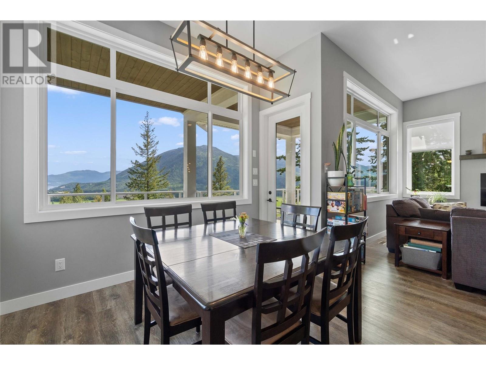 1750 Recline Ridge Road, Tappen, British Columbia  V0E 2X0 - Photo 15 - 10348287
